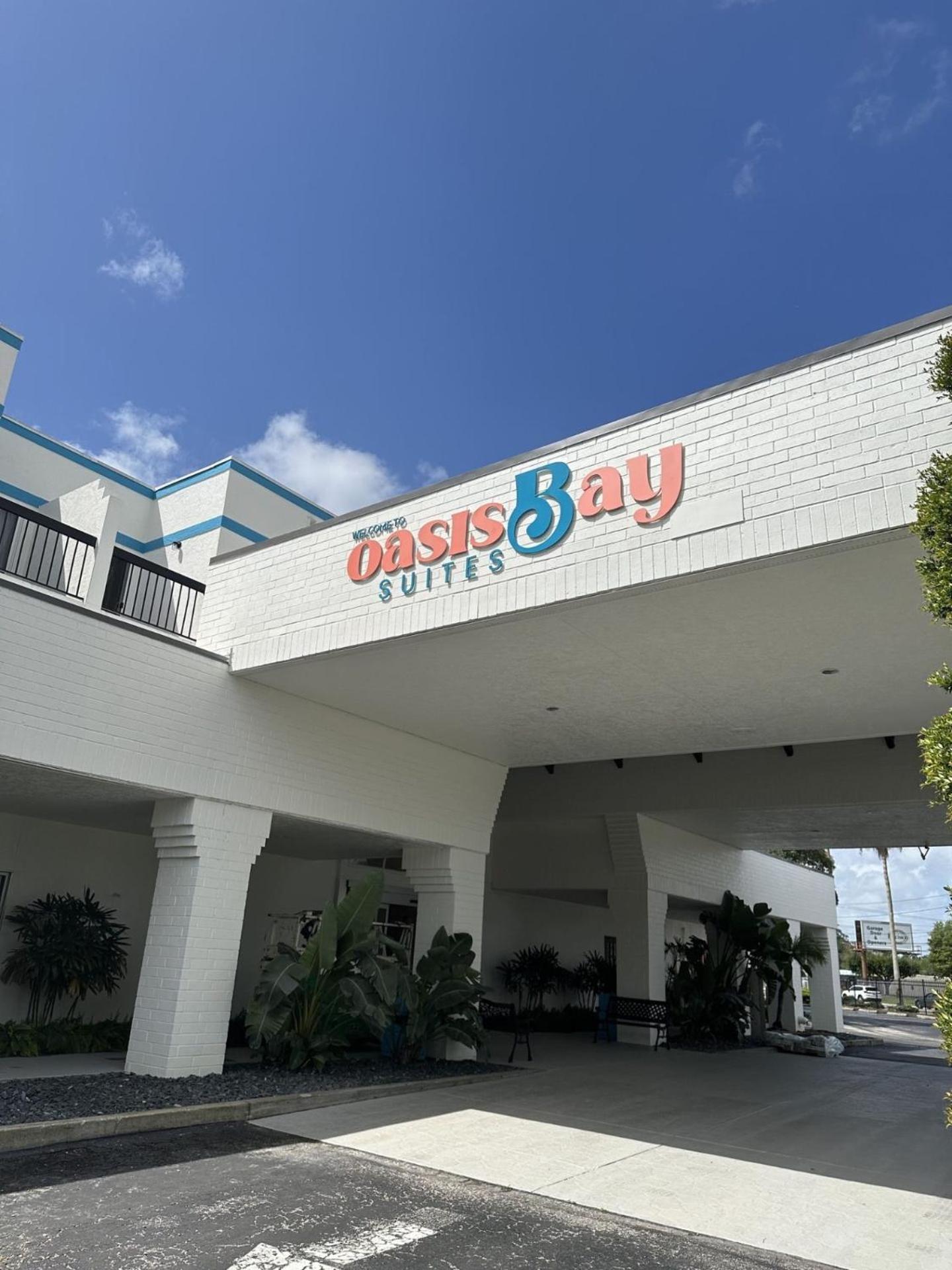 Oasis Bay Suites, Tampa, Busch Gardens, Usf Exteriör bild